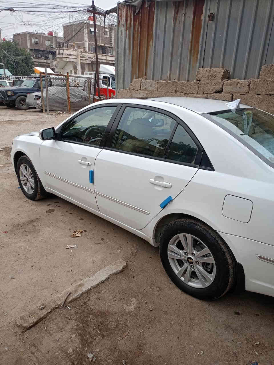 السلام عليكم
اخوان سوناته موديل 2011
فول عده البصمه سياره نضيفه معناه الكلمه رقم اربيل
مكينه 2400 دوش
سيارة مال جناي السعر 125 وبيها مجال 
***********
