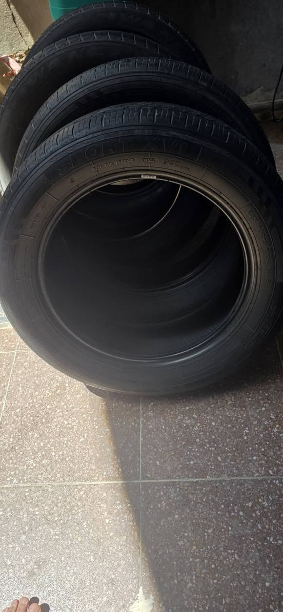 قياس قياس 225/60R18
جارجر اوباما مكاني نجف ***********
سعر 90 الف دينار
