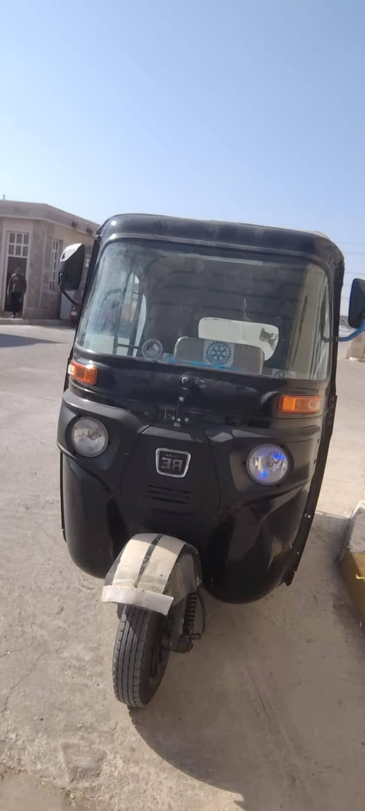 السلام عليكم تكتك للبيع عنوان الناصريه قضاء الرفاعي
تكتك لون اسود كفاله ماعده ضربه يم بك لايت موضحه بلصوره رقم ذي قار 
***********
السعر 8400 بيها مجال قليل الشراي اتصل
