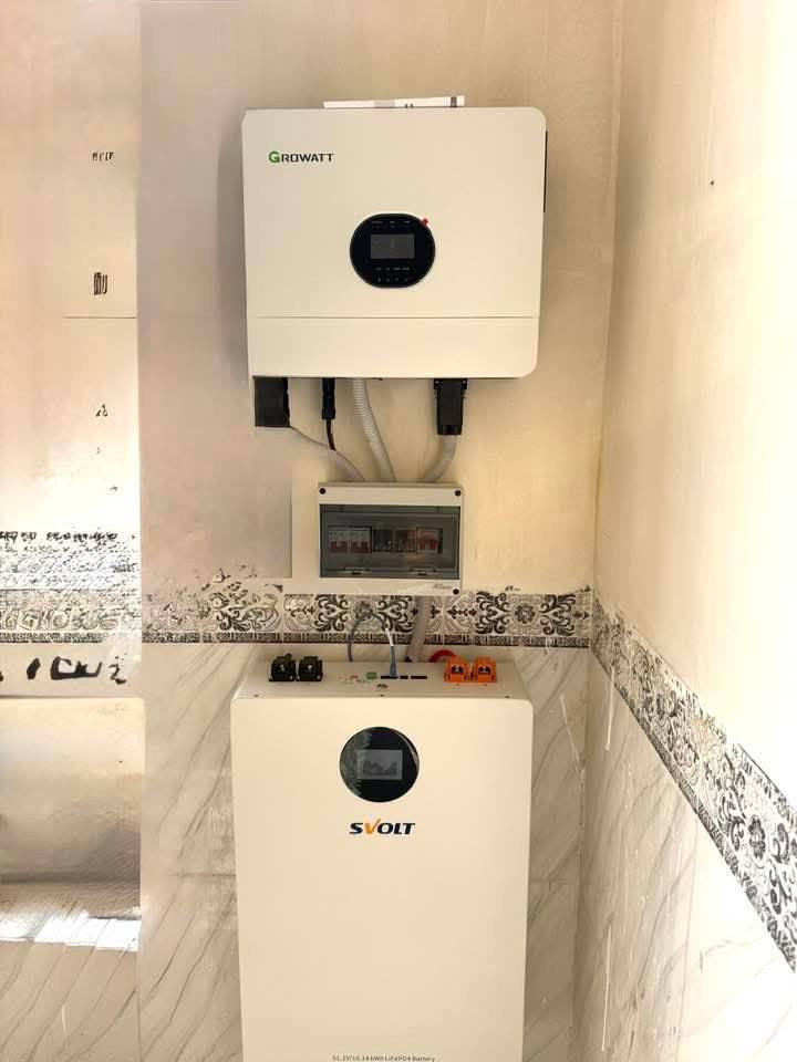 على بركة الله 
تم تنصيب منضومة شمسية بقدرة 16 امبير نهاري و10 امبير ليلي 
للاخ رياض هادي عوج   في واسط /قضاء الصويرية 
 التجهيز 24 ساعة بالتناوب مع الكهرباء الوطنية
للاستفسار *********** موقعنا في واسط قضاء العزيزية مقابل مركز الشرطة
