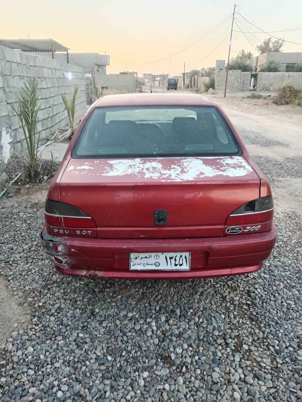 بيجو للبيع سياره ما بيه صبغ ونظيفه كير محرك جدد كهربائيات كله شغاله العنوان صلاح الدين العلم الزقم ***********    ***********
