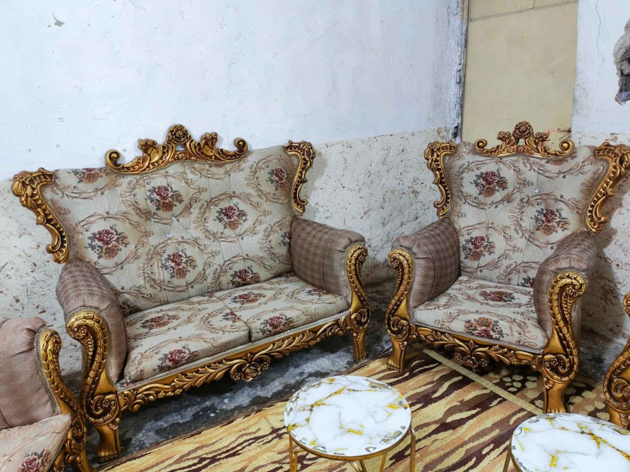 تخم زان ملكي اخو الجديد مابي اي ضرر مع الطبلات هديه السعر 300 العنوان الكاضميه يوجد توصيل بكروه ***********
