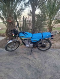 للبيع دراجة موديل 20 محرك مفتوح مجفت شغال هندر واحد سعره ٣٢٥ الف للأست...