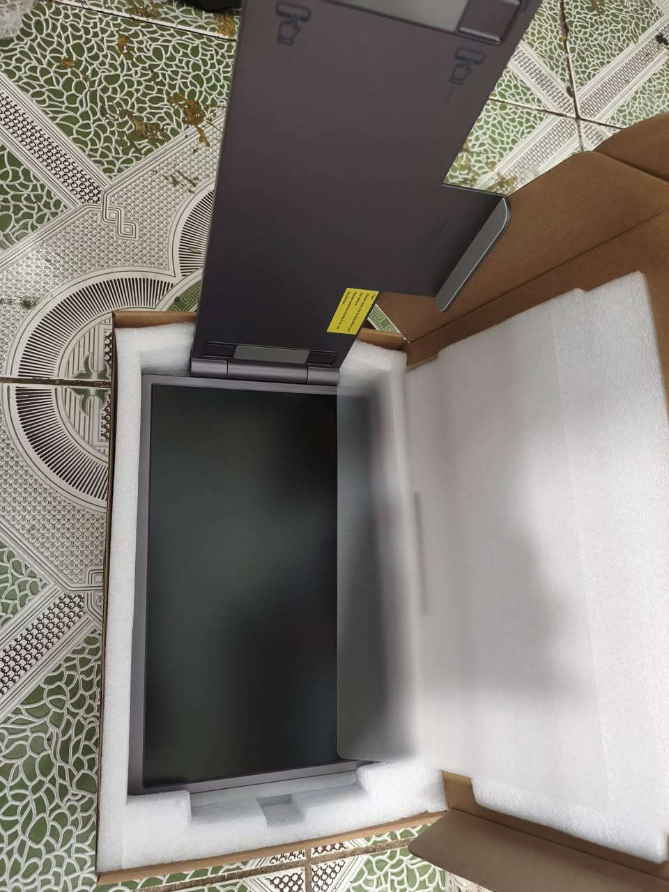 شاشة جديدة حجم ١٤ انج كامل ملحقاتها


**إذا كنت صاحب هذا الإعلان وتريد حذفه لأي سبب، رجاءا أرسل رسالة إلى الدعم الفني**