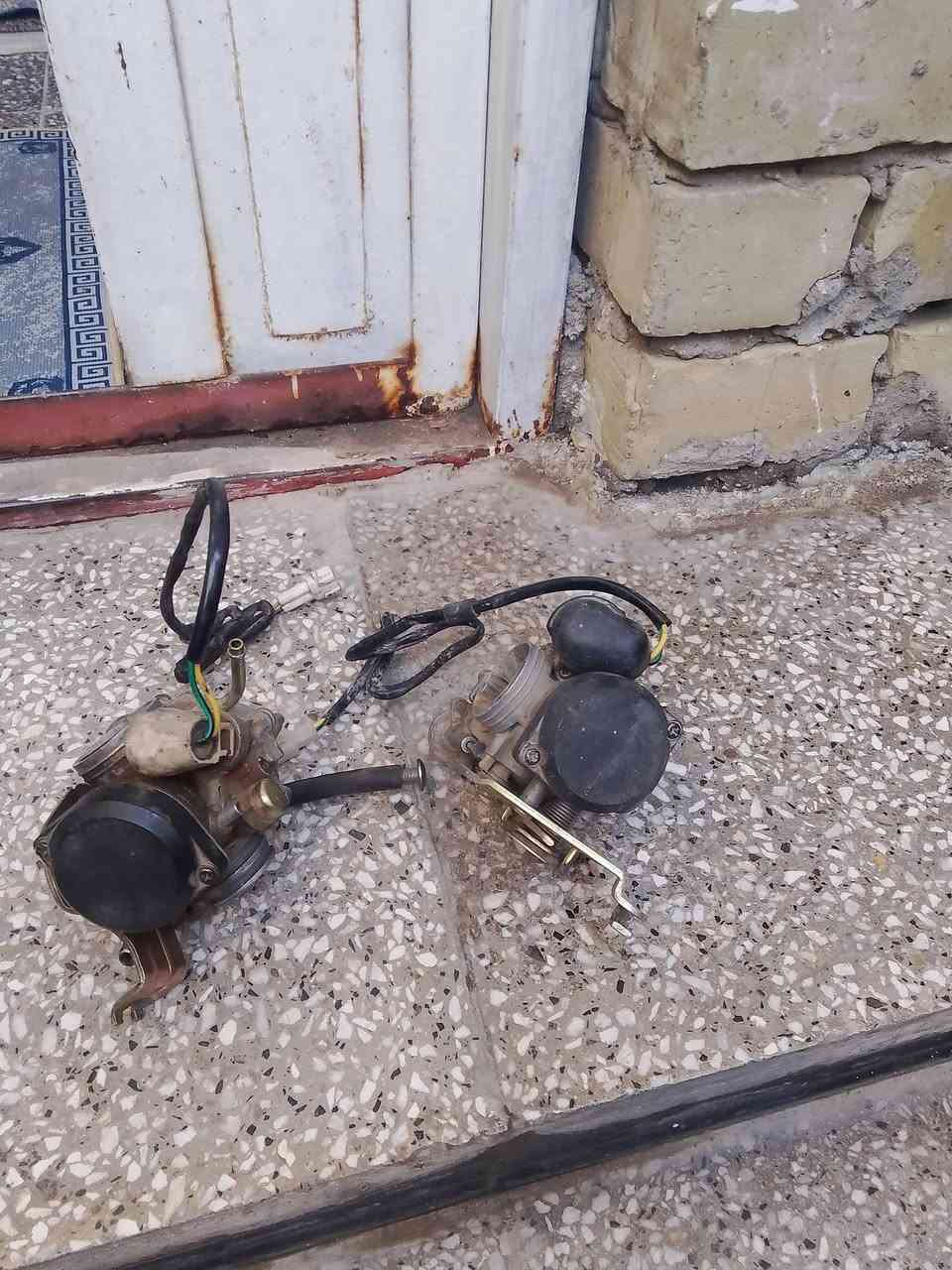 السلام عليكم 
غراض ابريز تفصيخ للبيع مكاني الحرية ***********
