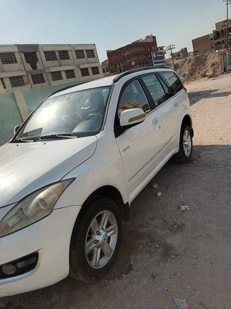 سلام عليكم كريتول هافال مديل 2011بسمي مصفره غرامات رقم بغداد دولي سنويه مجدده 2030 كير ومحرك خير من الله تبريد شغال تخم تاير جديد كير ومحرك اكسل مسيبوشي بلادي سياره حلوه داخله نضيف  السعر  52وبيه مجال  العنوان بغداد الجديدة رقم الهاتف ***********بي وتساب
