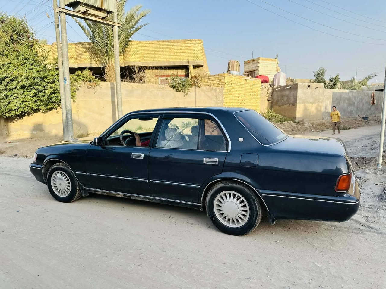 سلام عليكم ارنب مديل 2000بسمي مرقم كامل انكليزي رقمه بصره مكفوله كفاله عامه 
مكاني شطره ***********السعر 65وبيهي مجال
