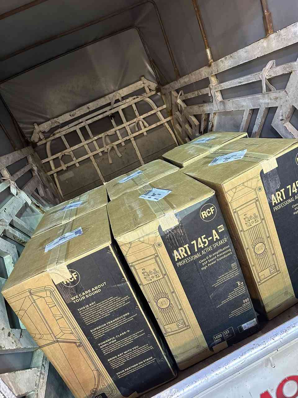 الهم صل على محمد وال محمد 🤲
تم تجهيز الاخوه من معرض ابو شيبه. البياتي للصوتيات 

🔊🔊🔊🔊🔊🔊🔊🔊🔊🔊

يوجد. مفرد بسعر الجمله حصرا

🏢🏢🏢🏢🏢🏢🏢🏢🏢🏢

العنوان مدينه الصدر قطاع 56

مقابل ساحة الصدرين 

🚚🚚🚚🚚🚚🚚🚚🚚🚚🚚

يوجد توصيل الى جميع المحافضات 

☎️***********

☎️***********

☎️***********

☎️***********
