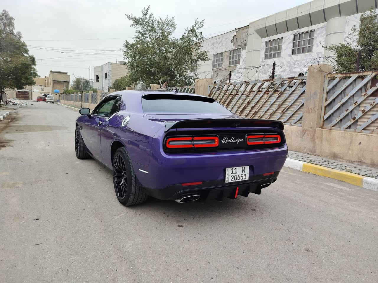 السلام  عليكم جالنجر  موديل 2016 اصل لؤن 💜👿مميز  كير عادي 6 نمر سؤبر تراك سياره جديده بمعنه الكلمه ميكانيك لوك  مكينه ؤكير مكفؤلات حجم  5700صدر خلفي امامي جديد عليه تعديل برمجه وتزؤيد يعني مصروف عليهه 
فجؤج 4بستم  فلنجات مشيفه 
 كشنات كنتاره لؤنين 
كشن سايق كهرباء 
دمام بلادي بلجنطه
كامره وحساسات خلفية
عليها كزوز اس ارتي دبات سود
هدرز شورت عليهه برمجه 
اكسل اس ارتي 
حاجب متغير
اضاءة داخليه 
ؤيل حجم 20 تخم تاير جديد 
ؤارد امريكي  حادثهه بيها صبغ 3قطع جاملغين ؤبنيد 
السعر 138مكاني بغداد رقمي ***********
