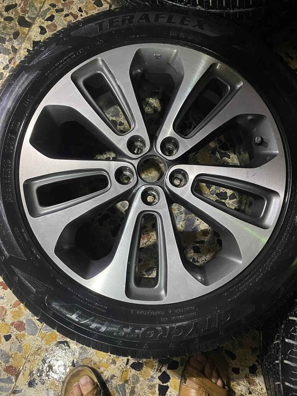 تخم ويل سورنتو هو وتايراتة نظيفات للاتصال***********
