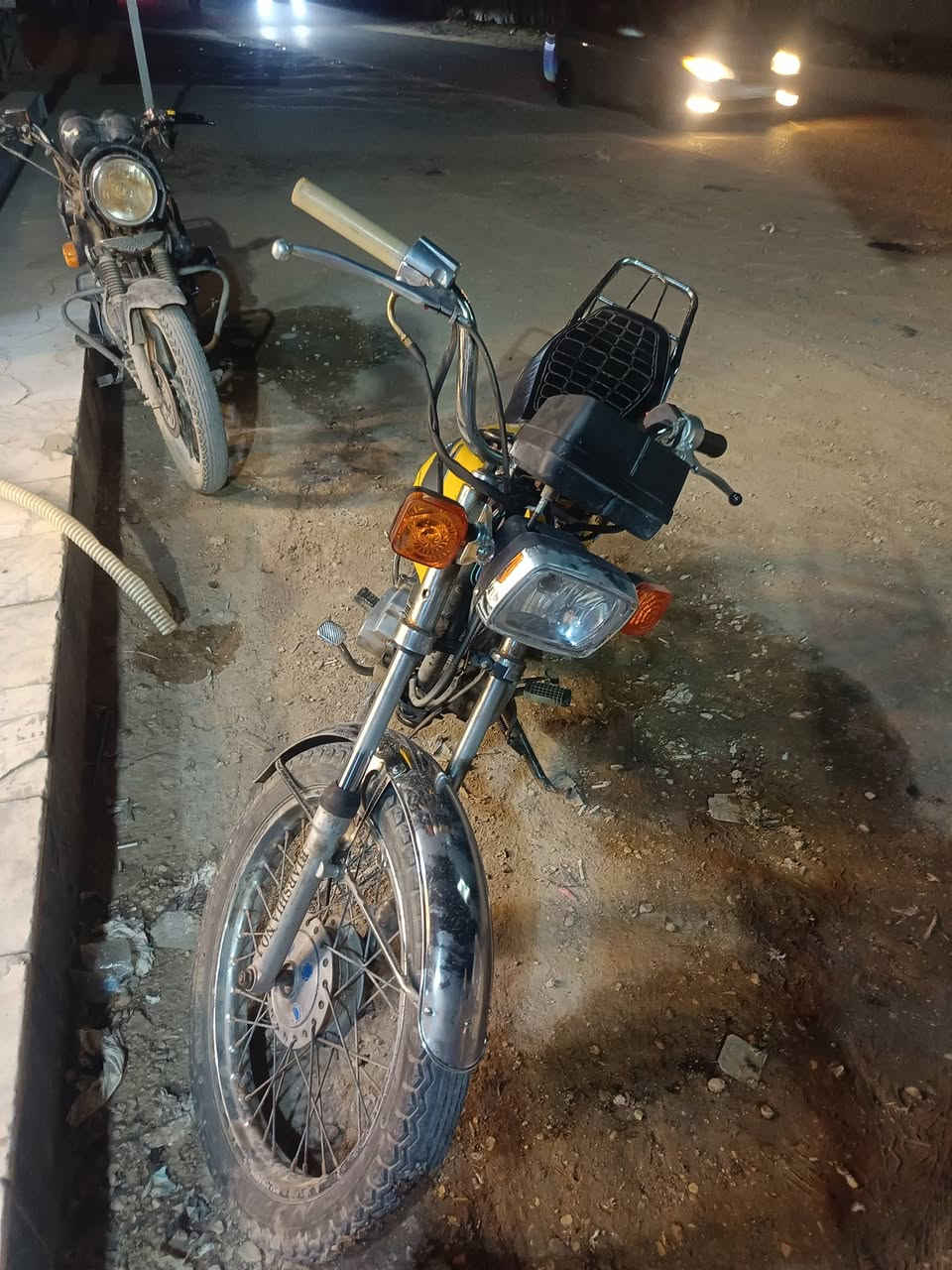 اربعه كير كللك كلشي شغال دراجه نضيفه سعر 350


**إذا كنت صاحب هذا الإعلان وتريد حذفه لأي سبب، رجاءا أرسل رسالة إلى الدعم الفني**