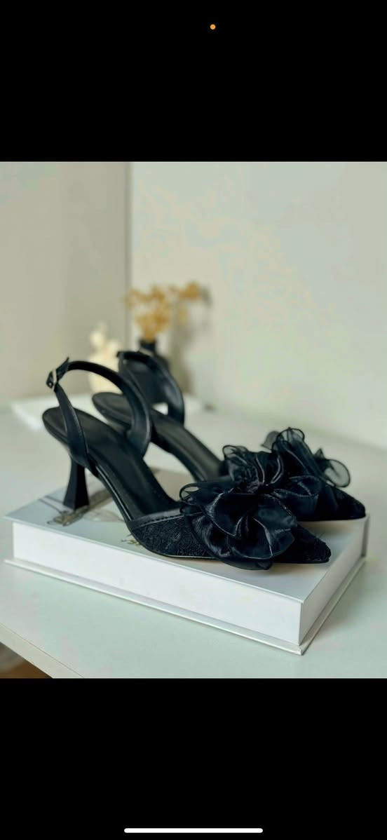 📌📌عندي شلعة أحذية عددها 70 زوج 👟📌📌
📸 هذني صورهن — جودة عالية و شرط الفحص

✔️ بيهن أحذية من أهل الجملة ببغداد سعرها 10 آلاف ولجوا
✔️ وقسم مستوردة من تركيا جملتها 19 ألف
✔️ وأكو بعد موديل أو 2 ما نازلة صورهن

💰 السعر للشلعة كاملة: 500 ألف


**إذا كنت صاحب هذا الإعلان وتريد حذفه لأي سبب، رجاءا أرسل رسالة إلى الدعم الفني**