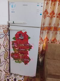 ثلاجة • للبيع