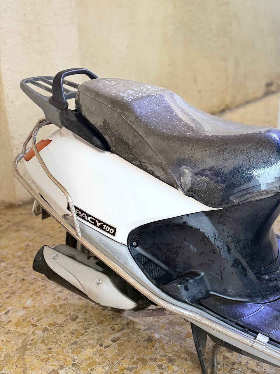 السلام عليكم دراجه سبيسي مجفته مره واحده دراجه ما عاوزها اي شيء
كهربائيات كله شغال نظيفه وحلوه السعر 425 وبيها مجال شيء بسيط خاص ماكو

العنوان كوت زين القوس
*********** اتصال على هذا الرقم
