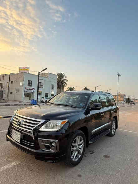 سلام عليكم للبيع لكزز 2012 بريم فول مواصفات
رقم اربيل سنويه ما منتهيه بسمنا سياره تحويل مباشر 
ماشيه 150 الف سياره جديده بمعنى الكلمه غرفتها كلش جديده ومحافضين عليه تخم تاير جديد
مابيه كل نقص مسويله ادامه كامله ولونها اسود ميتاليك شذر
بالعافيه على ياخذها كلشي شغال بسياره
كير مكينه مكفول ما مفتوح تبريد ثلج حدايه جديده دسكات اصليه جدد دهن وفلتر جديد متصرف عليه دينار
سياره بيه 3 قطع صبغ بدون حادث بدون دواخل وعندي سونار بيه
سعر 365 بيها مجال للشراي مكاني نجف شارع روان♥️
***********
