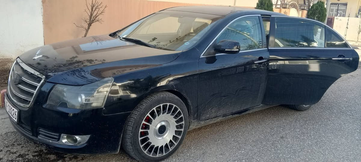 جیڵی ئیمگراندی 8 2013 سەنەوی تازەیە سێ پارجەی بۆیاخە بێ ناو کردن مەکینە کامری فوڵ مواسەفات رەش  نموونەیە لەجوانی *********** السليمانية, العراق
