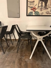 ميوزة تركية قياس 120 * 60 خالص بالمطاعم  كراسي حديد مغلف بلاستك ستحمل ...