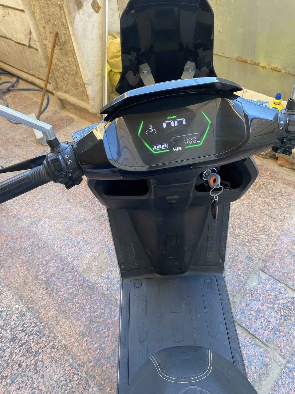 سلام عليكم دراجة شحن للبيع السعر 825 وبيها مجال  للاستفسار *********** الدراجة اي مشكلة ما بيها بطاريات جدد غير مستبدلة مكاني بغداد الدورة
