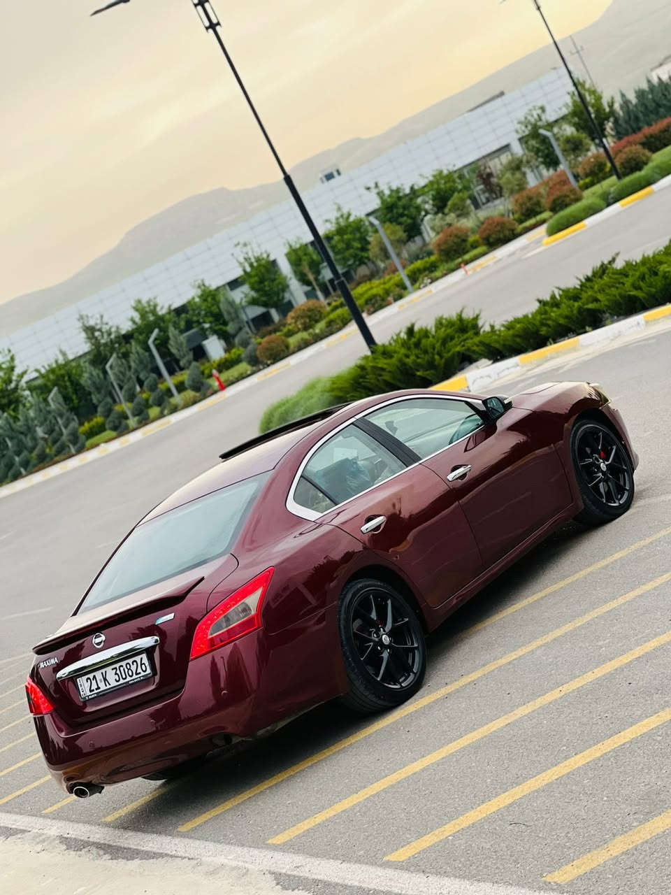 ميكسيما 2010
بصمه تشغيل ع بوعد 
اربع ابواب بصمه 
شفتاتت بل ستيران 
لكشن ولستيرين وياه فتحت لسويج 
كشن حار بارد 
كشن ميموري 
سياره جديده وباقي لموصفات اهوي
3 برادت خلفيه 
ويل سبورت 
صالصه سبورت فتخت سقف 
لون احمر 
مكينه V6
بدون ضربه بدون كلشي بس بيه قطعتين صبغ 
مكانه سياره سليمانيه 
سعر 85 وبيه مجال 
رقم تلفون ***********
