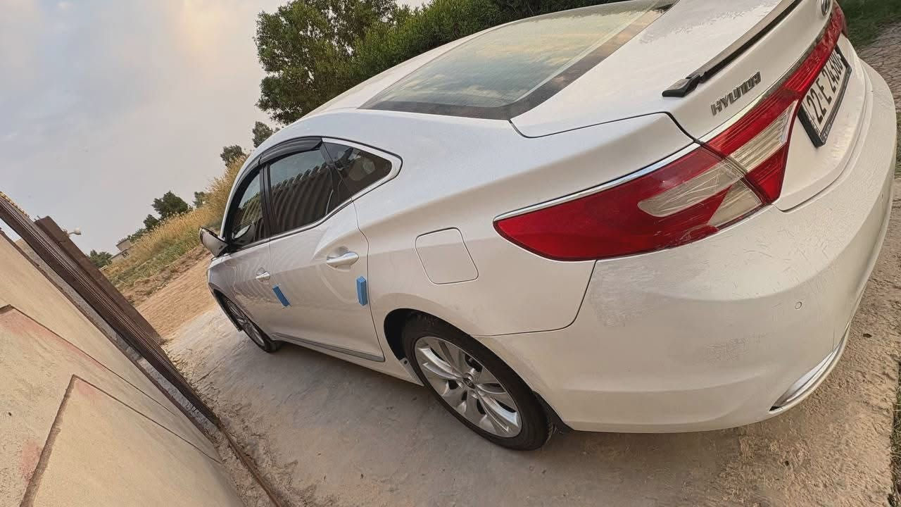 السلام عليكم ازيره 2012 خليجي محرك 6V 3000
  المرغوب 6نمر سياره حداديه جديده ضرر السيار.     مثل ماموضح بل صوره السونار 
 رقم اربيل وكاله بسمي  
🔥السياره مشدودله منضومه زنون عالي ناصي 

🔥تحكمات ستيرن مثبت سرعه 

🔥اشاير مري  
🔥مري شفط

🔥كشنتات تدفه تبريد 
🔥رادار امامي خافي 
🔥بردات خلفيه 
مكان السياره واسط الزبيديه رقم الهاتف ***********
