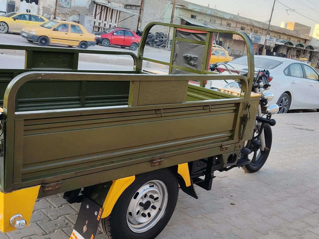 سلام عليكم ستوته جمره باب اول بتره أوراق اصولي بليته بيهه اكاتبك وي الوكيل مديل2020 وبيهه محرك 2020 جديد ستوته غراضهه كلهه جديده 25 شاصيهه وركبتهه مكفولات كفالة عامه لا لحيم ولامعجون بيهه تخم تاير جوبلس جديد صدر كهربائيات كلهه جدد وشغاله دبلات شغاله نكره سلف ستوته كلهه شغاله مابيهه اي نقص جاهزه مال جنيان فقط الحصيره داخل البدي مصبوغه حراري اثار جرد وصابغهه جماليه نضافتهه نفس البصوره مكانهه بديوانيه***********
