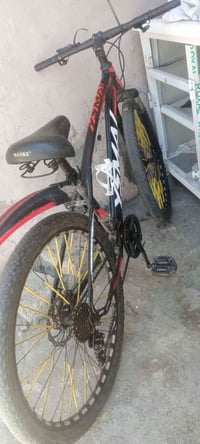 السعر 80,000 حجم 26 ما عندي مش رقم واتساب 07502440989