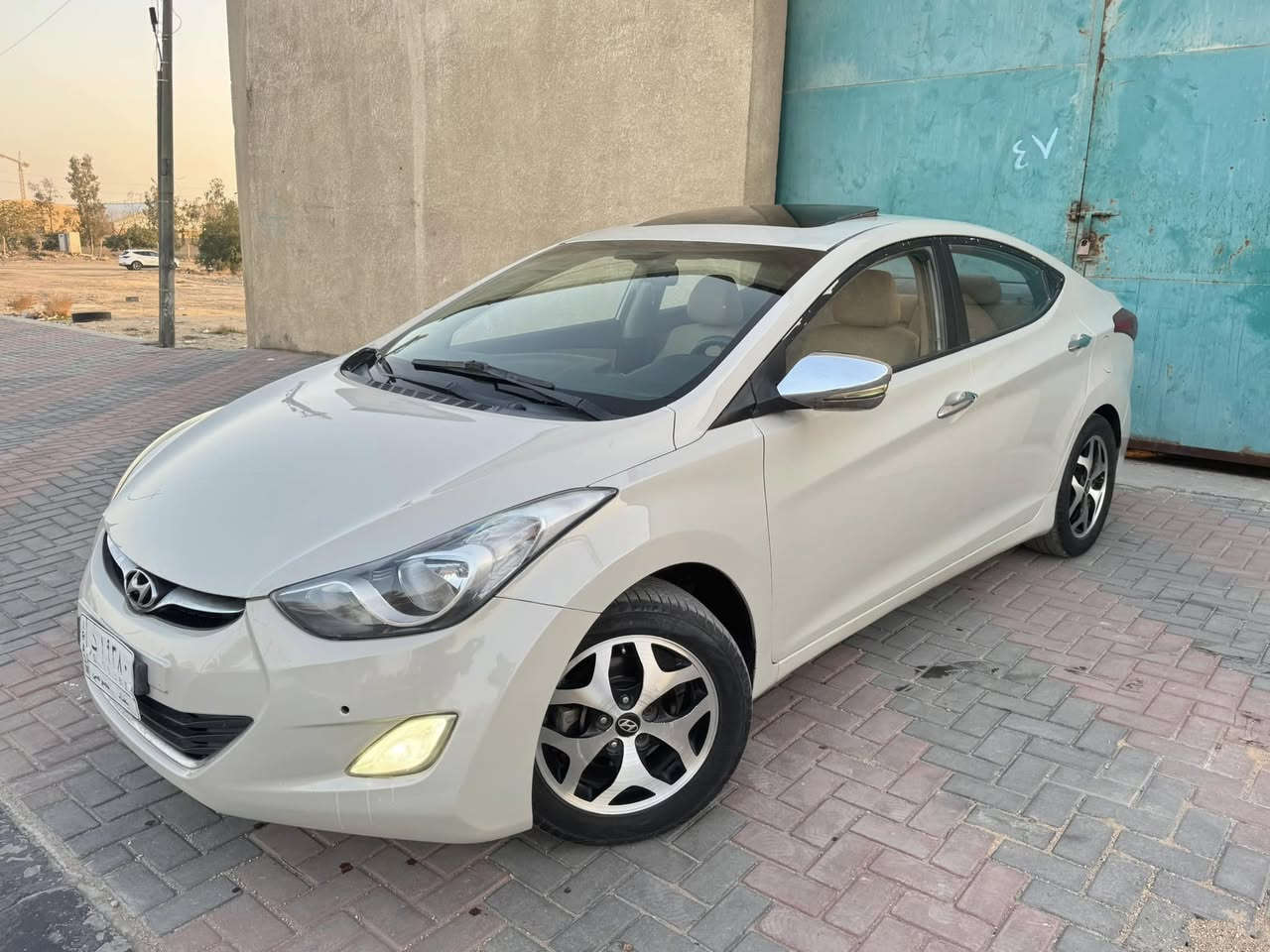 السلام عليكم النترا 2014خليجي مكينه1600دوش 
مكفوله من الضربه والتبديل الفتح صبغ جاملغ فقط سونار موجود فول مواصفات فتحة سقف شاشه تحكمات حساس خلفي اربعه دسك اشاير بلمري 
تبريد ثلج ❄️ تدفئه حداديه 100/100 ادامه كامله للسياره شلعه ونشاط فول سياره مال جناي احلى من الصور رقم بغداد سنويه جديده السعر 113مجال بسيط 
مكان السياره كربلاء ***********
