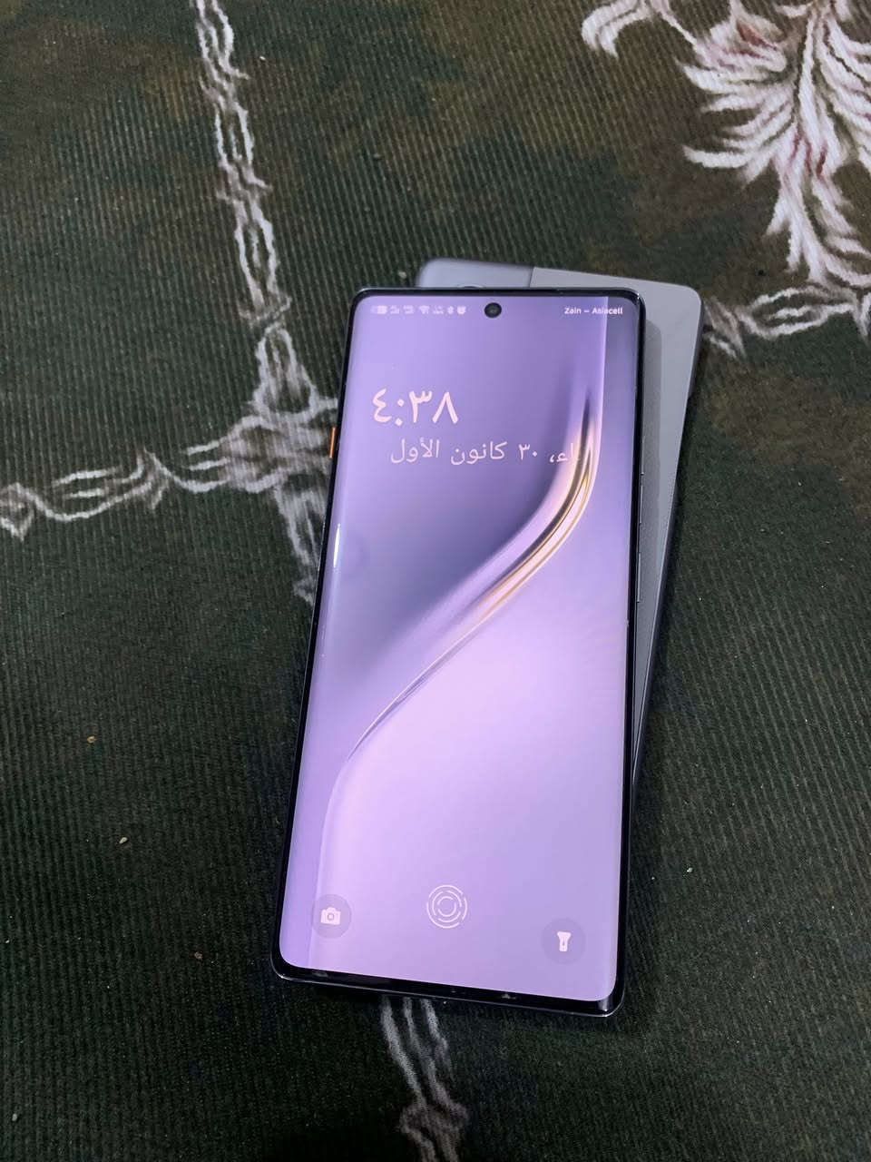 سلام عليكم جهاز تكنو كامون 40فايف جي ستعمال 3ايام جهاز جديد ذاكره 256 مكاني بغداد الكماليه رقم الهاتف (***********
