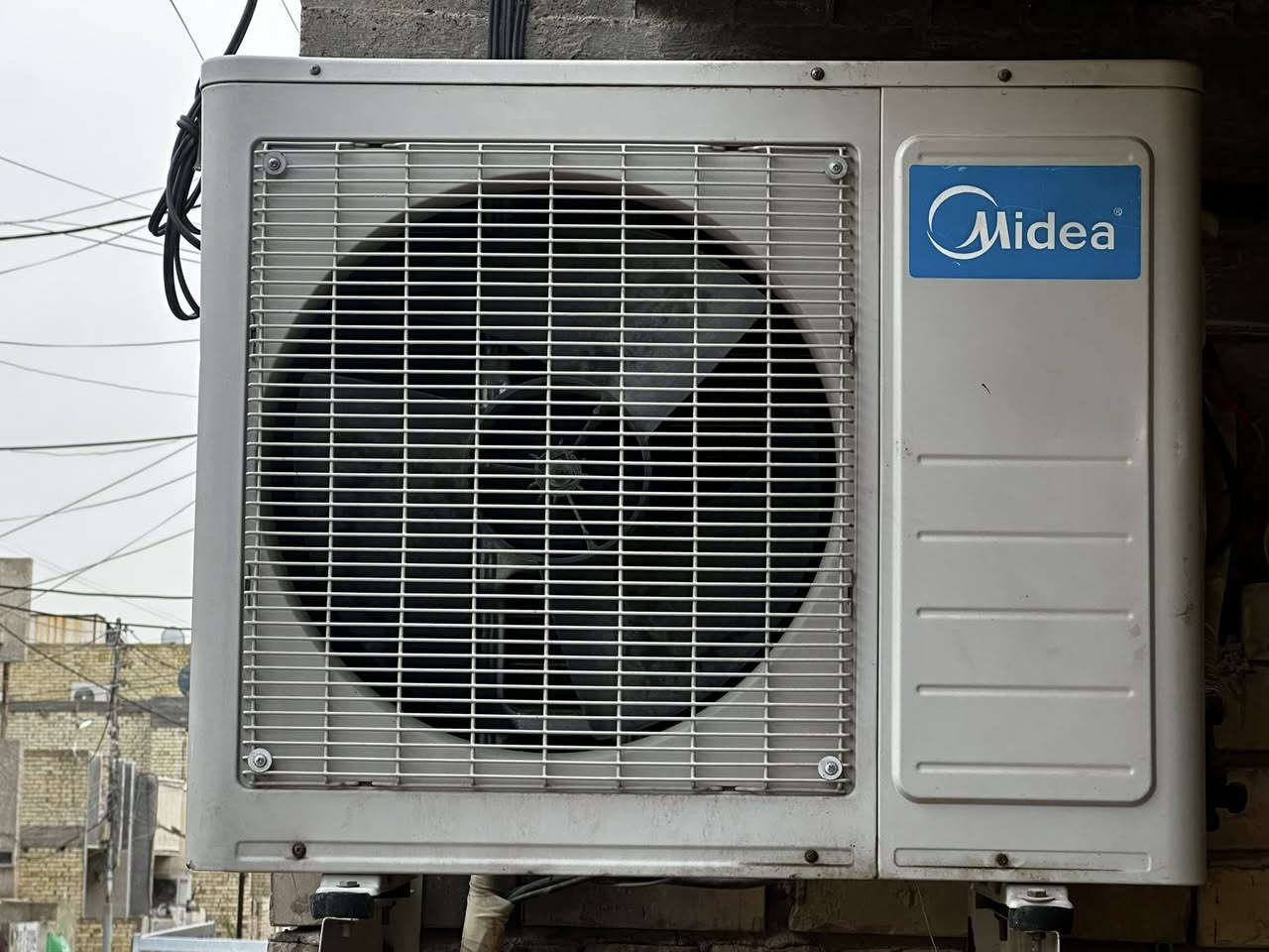 السلام عليكم سبلت للبيع كنتوري 2طن كامل هو و البواري و الوايرات بس نقص غازالسعر 400 للاستفسار***********
