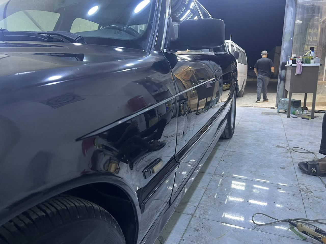 السلام عليكم
بي ام موديل ١٩٩١ 
كير ومكينة ٥٢٥ مسكر فانوص 
بدي ٥٢٠ رقم اربيل الجديد 
هزة وبراد جديد 
تحويل مباشر السيارة بسمي ومتعوب عليها متصرف درهم السعر ٥٢ ورقة وبيها مجال حك الجية
رقم التلفون ***********
مكان السيارة بابل الاسكندرية
