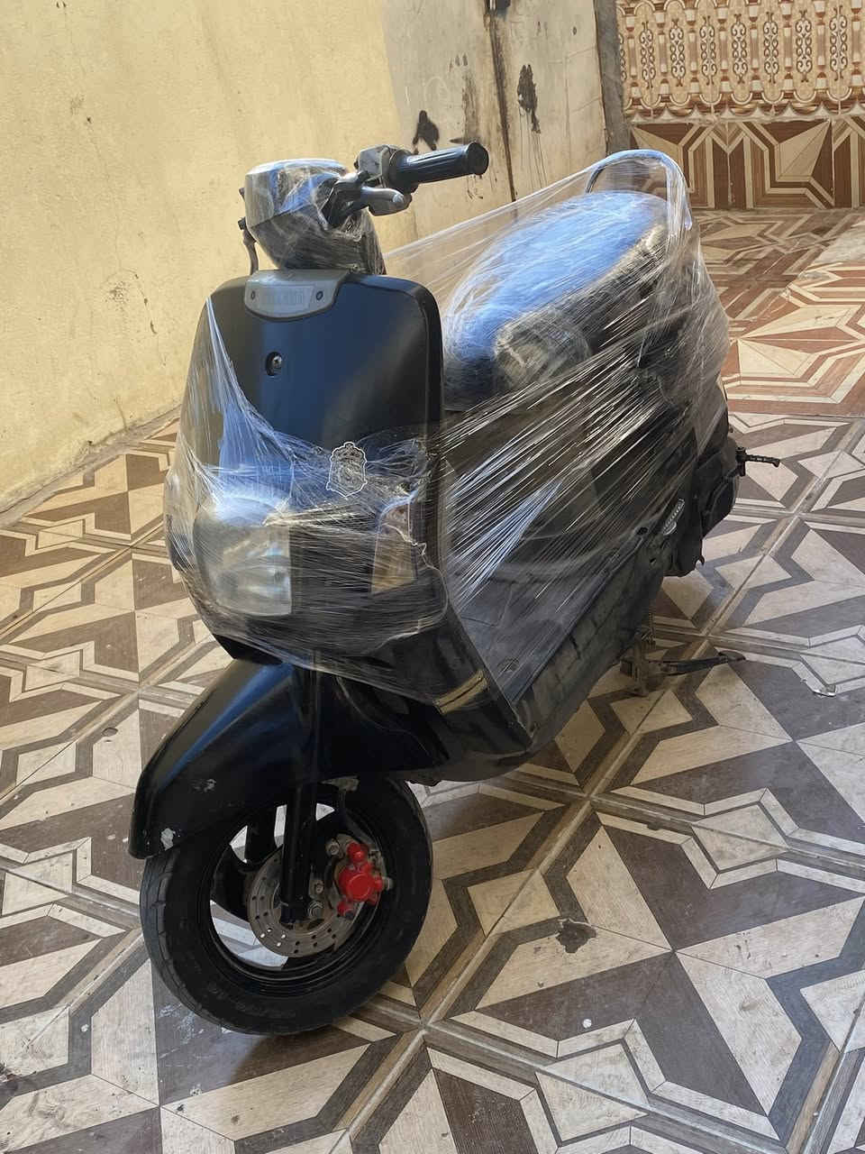 اخر قطعه توها واصله نكره سلف  برغي ما مجيوس وما مشتغله سعر926 رقمي ***********
