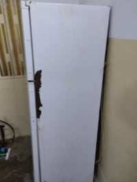 ثلاجة للبيع • أجهزة منزلية