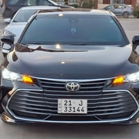 تويوتا افلون 2022 XLE V6 لون اسود كذاب نظافة السيارة 100 / 100سيارة كل...
