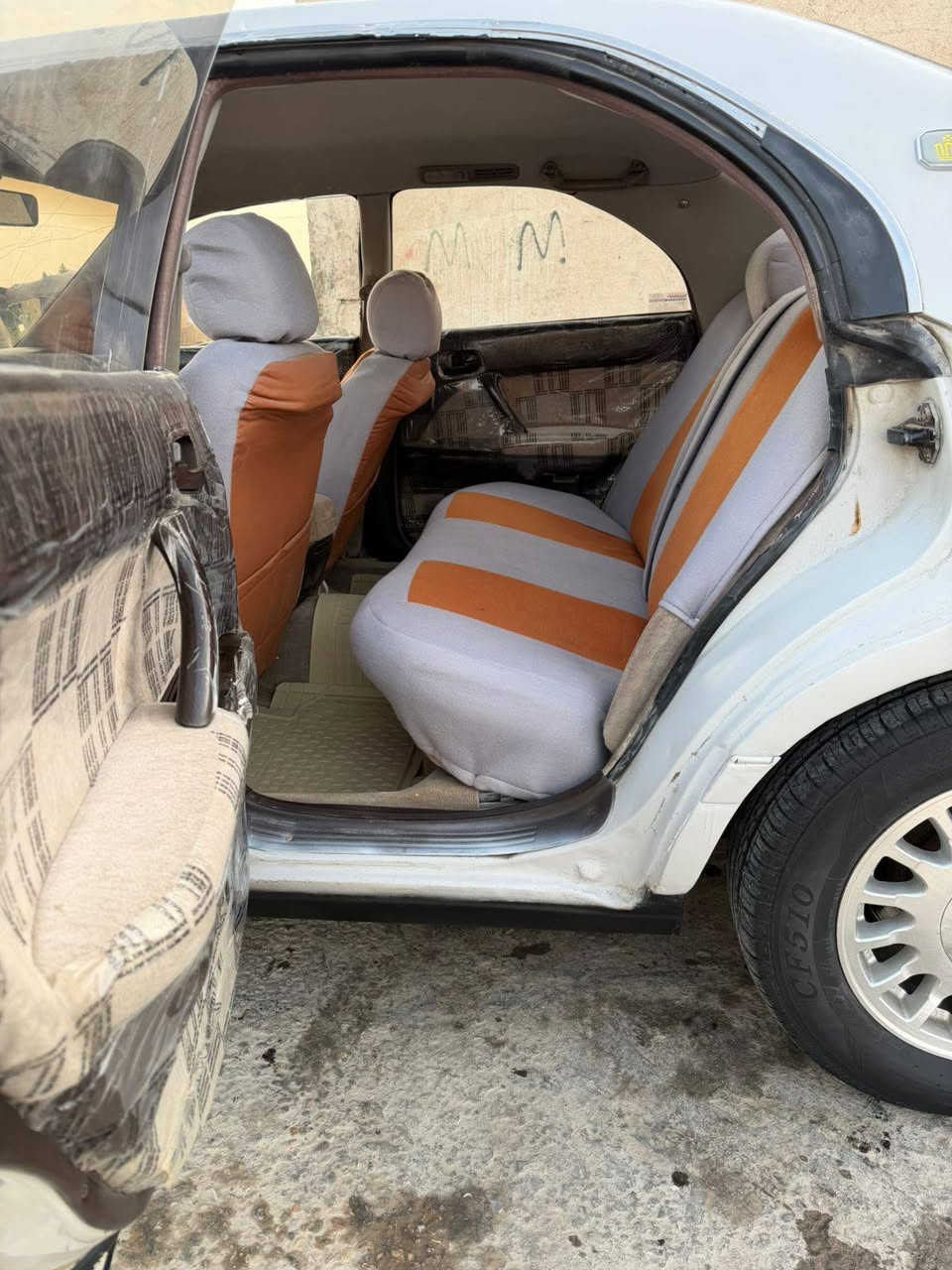 رمضان كريم السلام عليكم بطه متصل للبيع  السياره مكفول من الضربه القويه  والكص والنقل  والأصوليات  تخم تاير جديد  باتري جديدمكينه كير شرط جدد كهربائيات كله  شغاله  داخله جديد السياره مثل الصوره. وأحله   مادور ثاني يوم.  السعر44 وبيه مجال للاستفسار ***********
