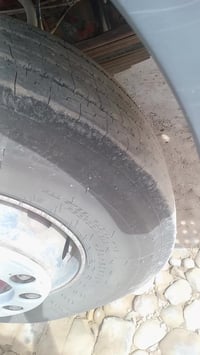 تخم تاير هوة والويل على 22  مراوس 24 صاج للاستفسار على الرقم 077321325...