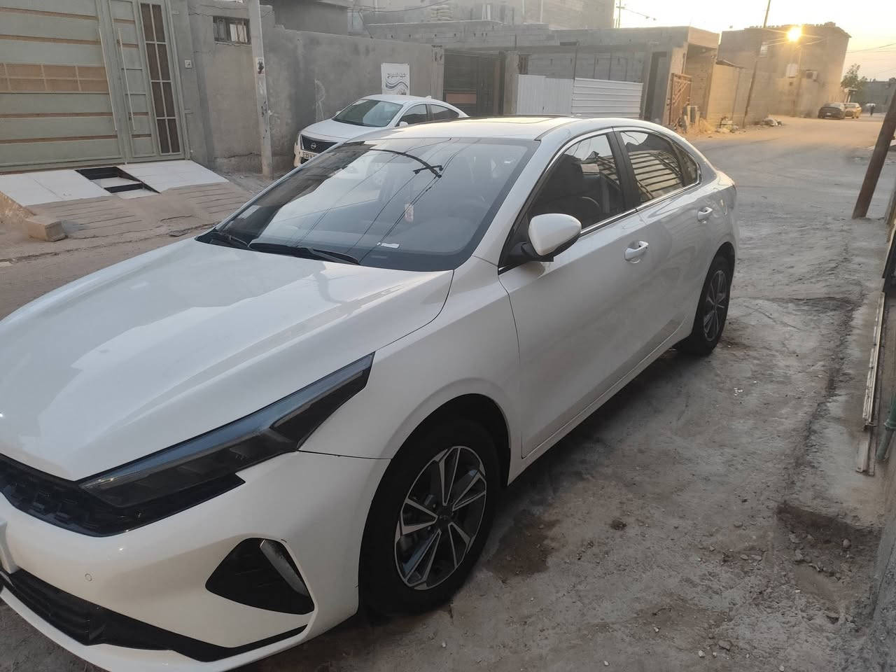 سلام عليكم لبيع فقط كيه K3 مديل 2024
•فول مواصفات 
•بيها جاملغ الامامي صبغ فقط 
•الرقم اربيل 
•السعر 125 وبيها مجال 
•الهاتف؛  ***********
