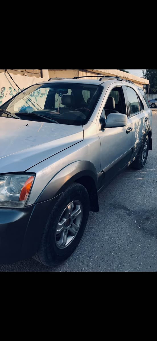 2006 Kia Sorento · Suv · المسافة المقطوعة: 22220 كم

سلام عليكم للبيع سورنتو 2006 السعر 68 وبيها مجال 
مكاني بغداد /دوره تفاصيل اتصل وتدلل اني مكلف بلنشر *********** بغداد, العراق
