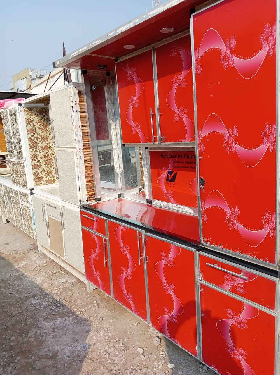 مطابخ جديد ومستخدم مجمع باسم الحجي 
شارع الدوائر
واسط/العزيزيه للبيع نضافه فول  مستخدم  استعمال قليل  اخو جديد  على بركه الله تم افتتاح موقع جديد  واسط عزيزيه شارع المحكمة مقابل الإطفاء ☆ الدفاع المدني☆ للاستفسار خاص او الاتصال***********
************يتوفر واتساب وتليكرام تعالو وبيكم خير ودللو اسعار مناسبه
