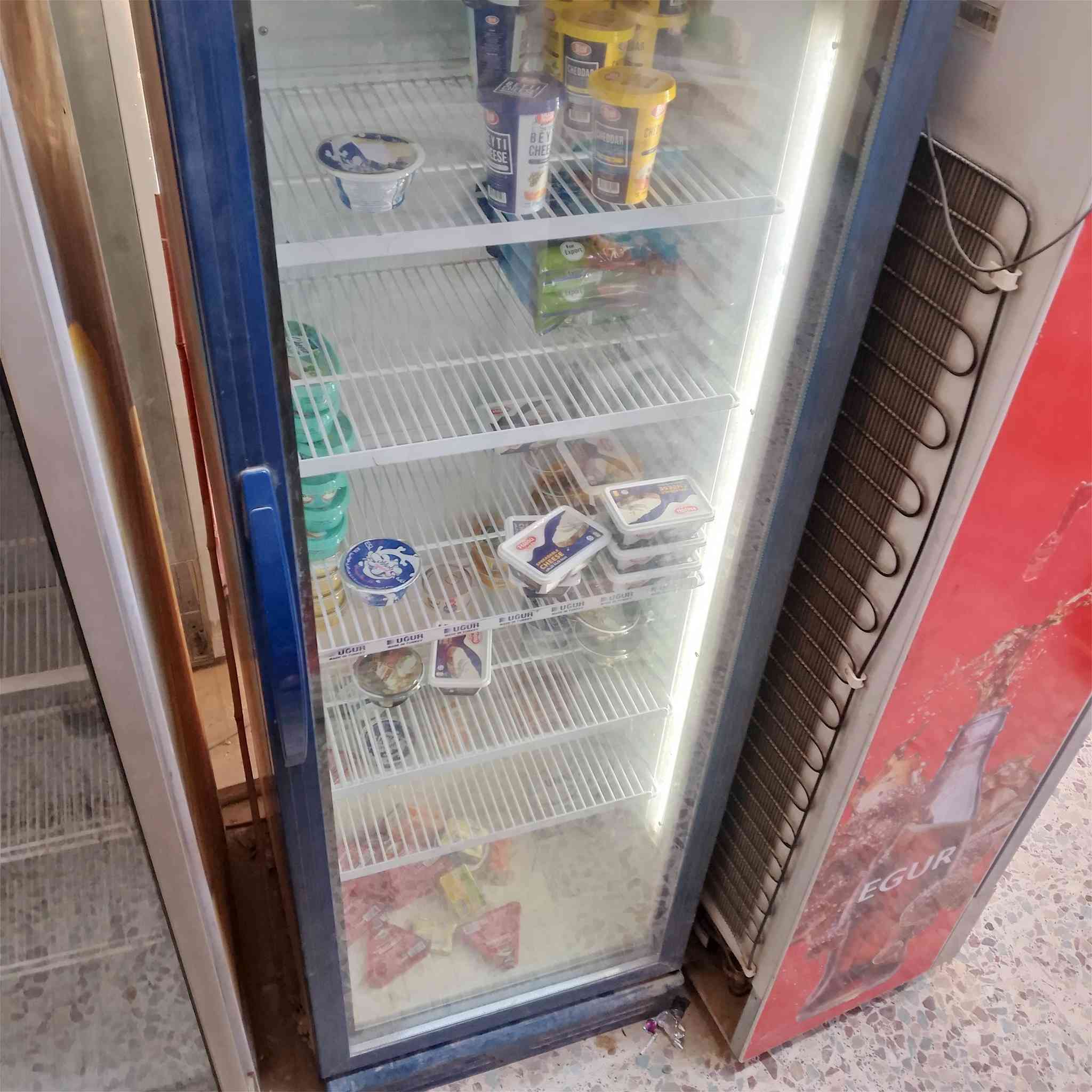 عارضات اسواق للبيع ***********
