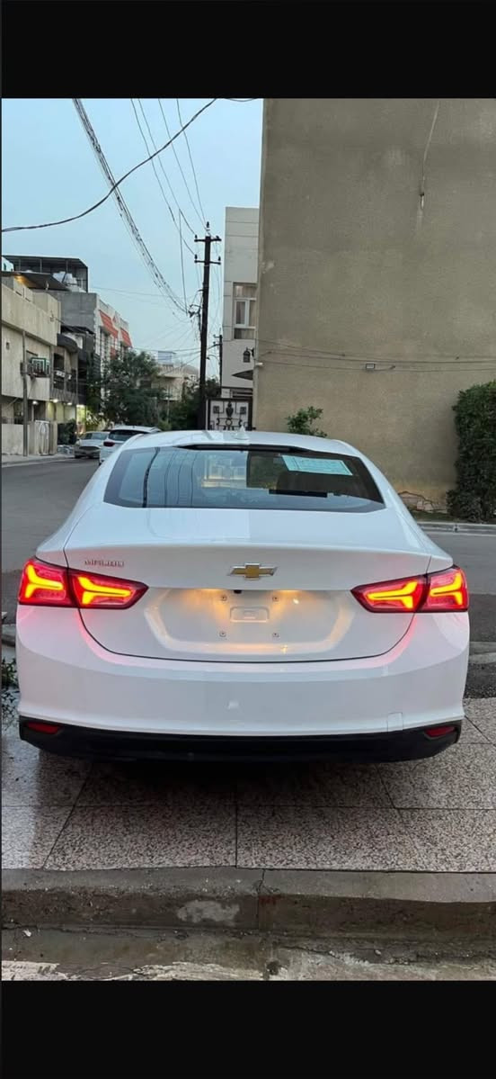 السلام عليكم
شيوفرليت ماليبو 2022  (بيع ومراوس )

ماشية ٨٠  الف  كيلو 

مواصفاتها معروفه

 بصمه

توقف  ذاتي

لد امامي

لد خلفي

شاشه ايباد

كامرة دواره

تحكم ستيرن جهتين

شاشة عرض اعطال

صندوك بصمه

هندبريك بالرجل حادث امريكا موضح بالصورة

رقم بغداد  

مكان السيارة بغداد الدورة

السعر 
و بيها مجال128 
رقم للاتصال
 ***********
