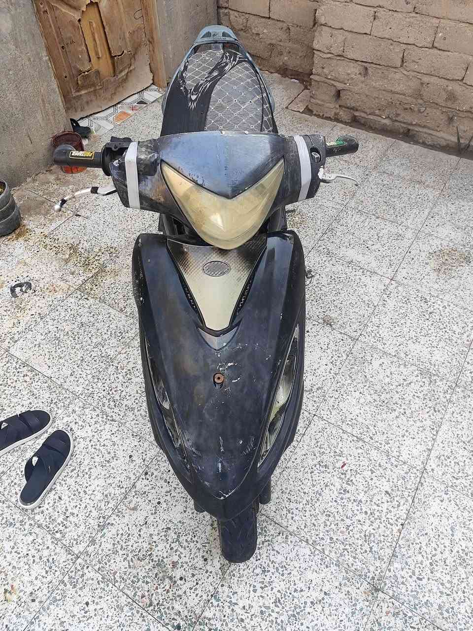 السَلٱمٌ عـَلـْيگمّ جي فور للبيع دراجه حلوه ونضيفه سعر 300 وبيه مجال السفتسار *********** واتساب
