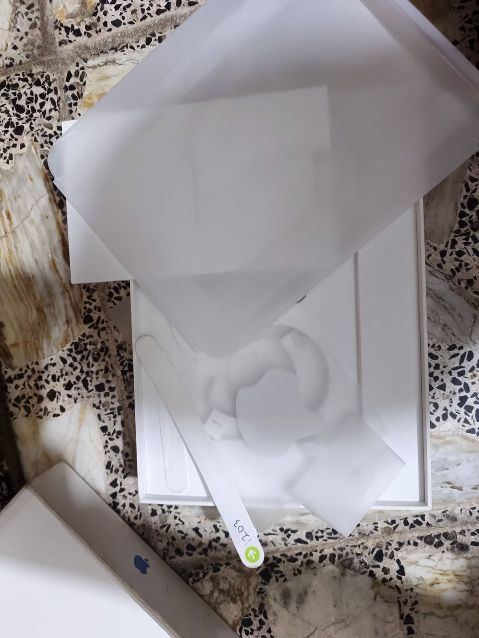 سلام عليكم ايباد ١٠ لبيع نضيف كامل ملحقات ستخدام دراسي بطاريه قستهي اخر مره ٩٠  ذكره ٦٤ جهاز مداخل تصليح   السعر قفل ٢٨٠  ***********
