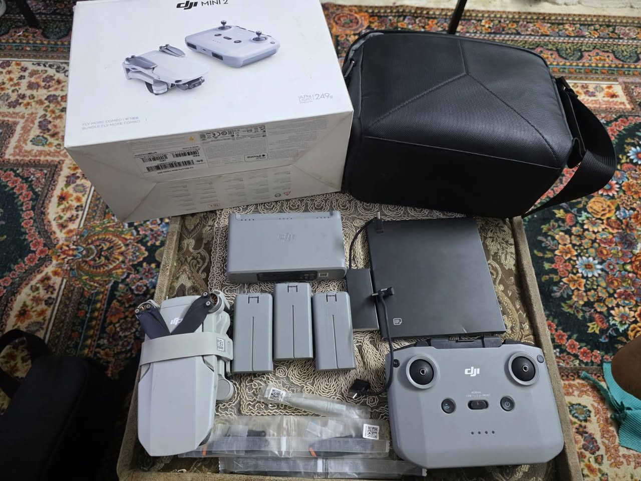 السلام عليكم  مناح مني2كومبو نظيفه جداجدا ***********
