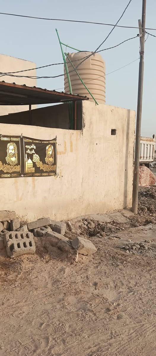 بسم لله الرحمنالرحيم     
بيت زراعي مشمول بلتطويب المساحة 200 متر
يحتوي على استقبال/ومطبخ/وصاله/و3 غرف
وطارمه كبيره  الاتصال على الرقم او واتساب ***********
والسعر جدا مناسب 
45 وبيه مجال
