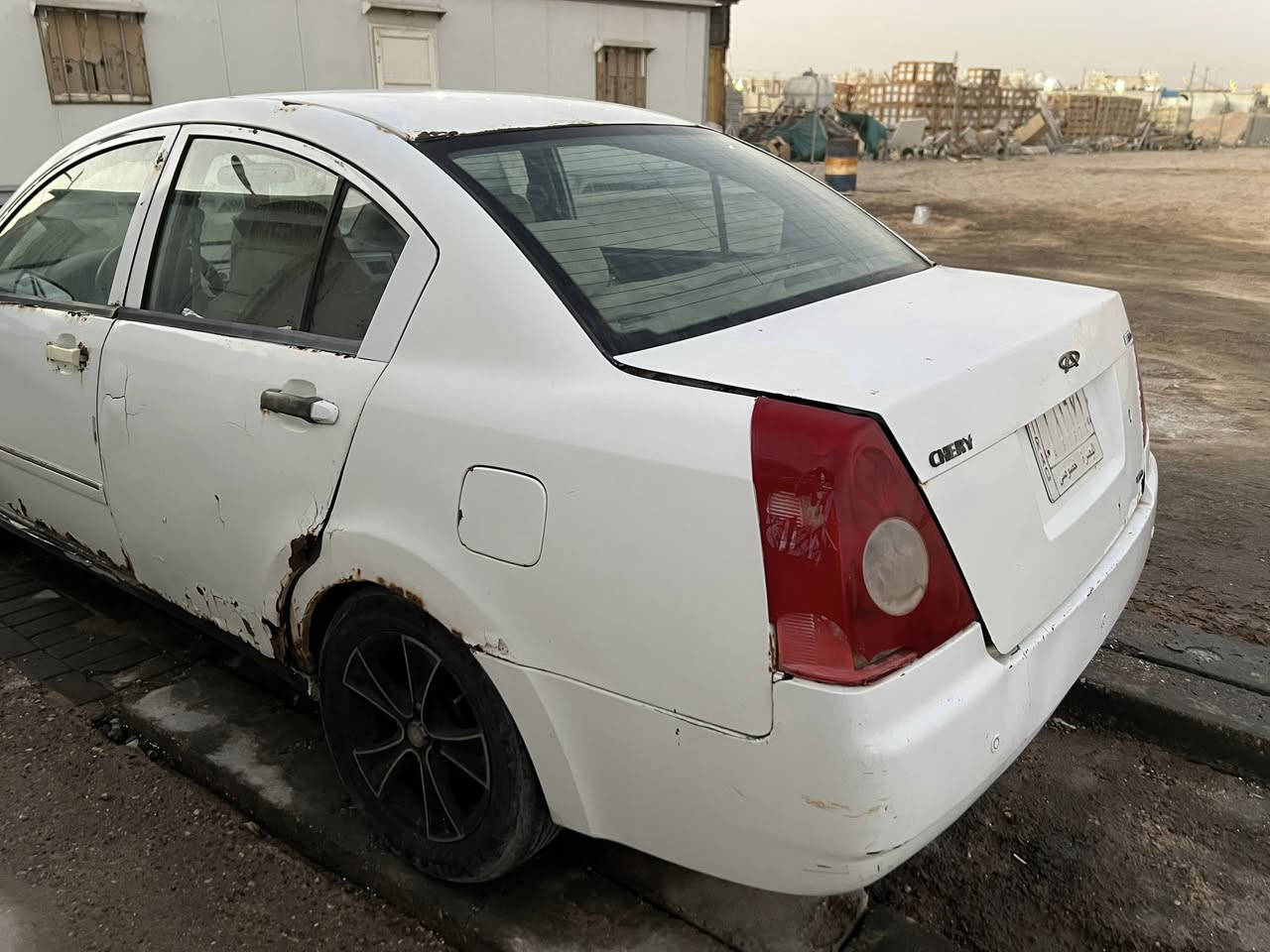 شيري A5 بصرة
مديل 2009
المحرك كورلا اوتماتيك 
الحدادة والمحرك دائمآ تحت الادامة 
الهاتف :***********
