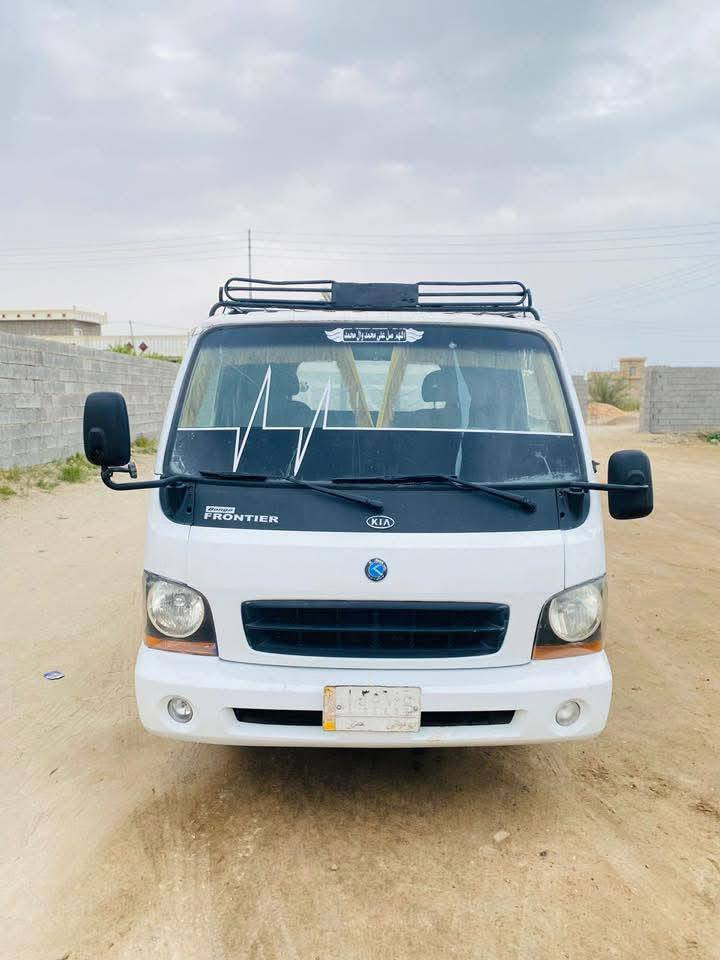 كيا ام عيون موديل 2001 رقم ديالى سياره حلوه نضيفه مصبوغه للجماليه كير مكينه اكسن شاصي مكفول  سعر 72 وبيها مجال بسيط عنوان بغداد 
***********
