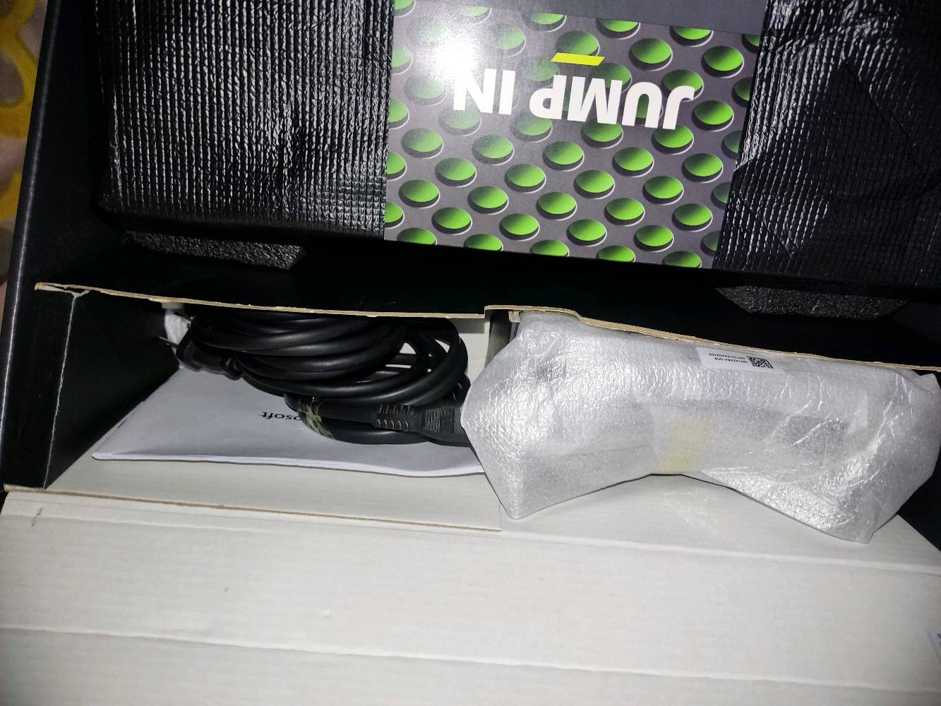 العنوان ناصريه ناحيه الفضليه
الجهاز نضيف جدا مع الكرتون
للتواصل واتساب ***********