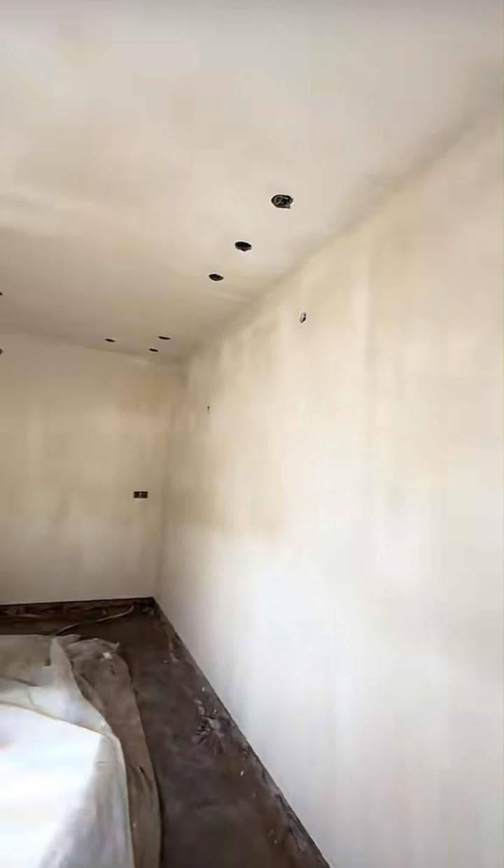 خلفة البخ سمنت جص بورك واجهات تقطيع كوبلا وجهات حسب طلب مع وجود كادر عمل باسعار  مناسبة ***********
