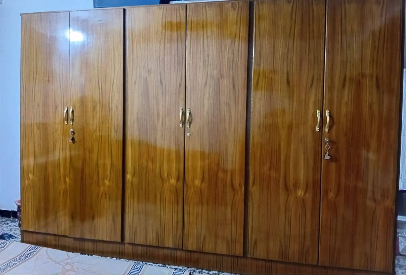 غرفه صاج عراقي كامله.. السعر مليون و200... مكاني بغداد حي القاهره
***********
