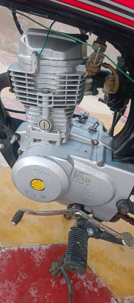 نامه كلك 2022 مكينه برغي ما مفتوح بيه تخم تاير جديد  سعر 300 مكاني بلدوايه  ***********
